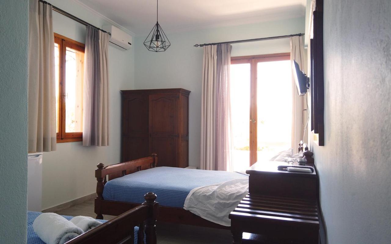 Fistiki Rooms Agia Marina  Exterior foto