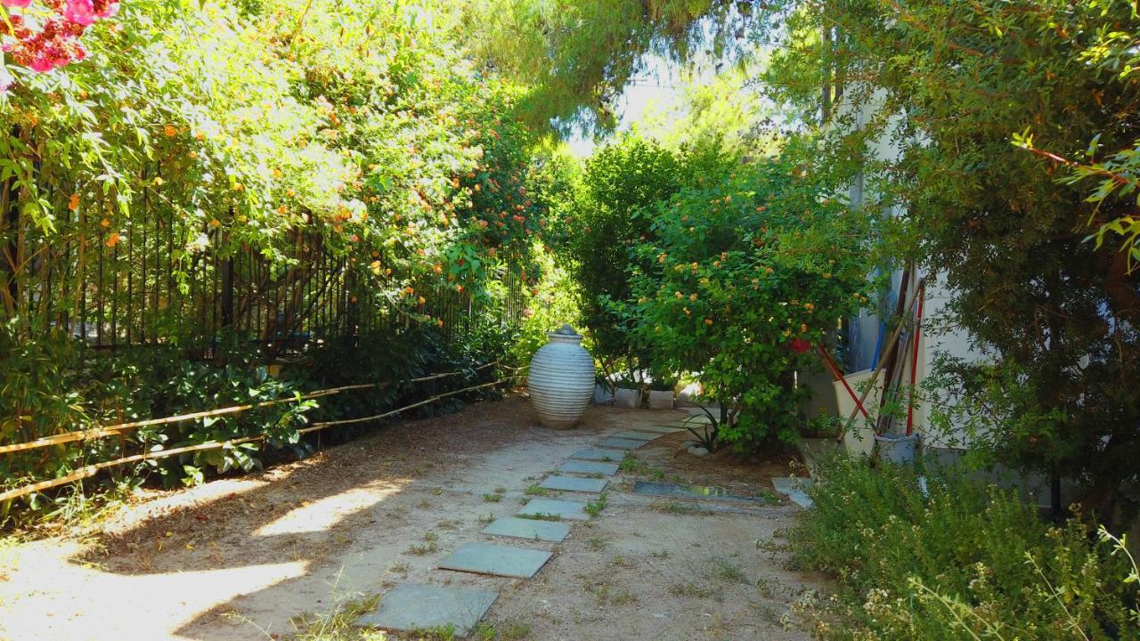 Fistiki Rooms Agia Marina  Exterior foto