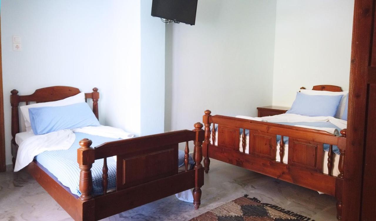 Fistiki Rooms Agia Marina  Exterior foto